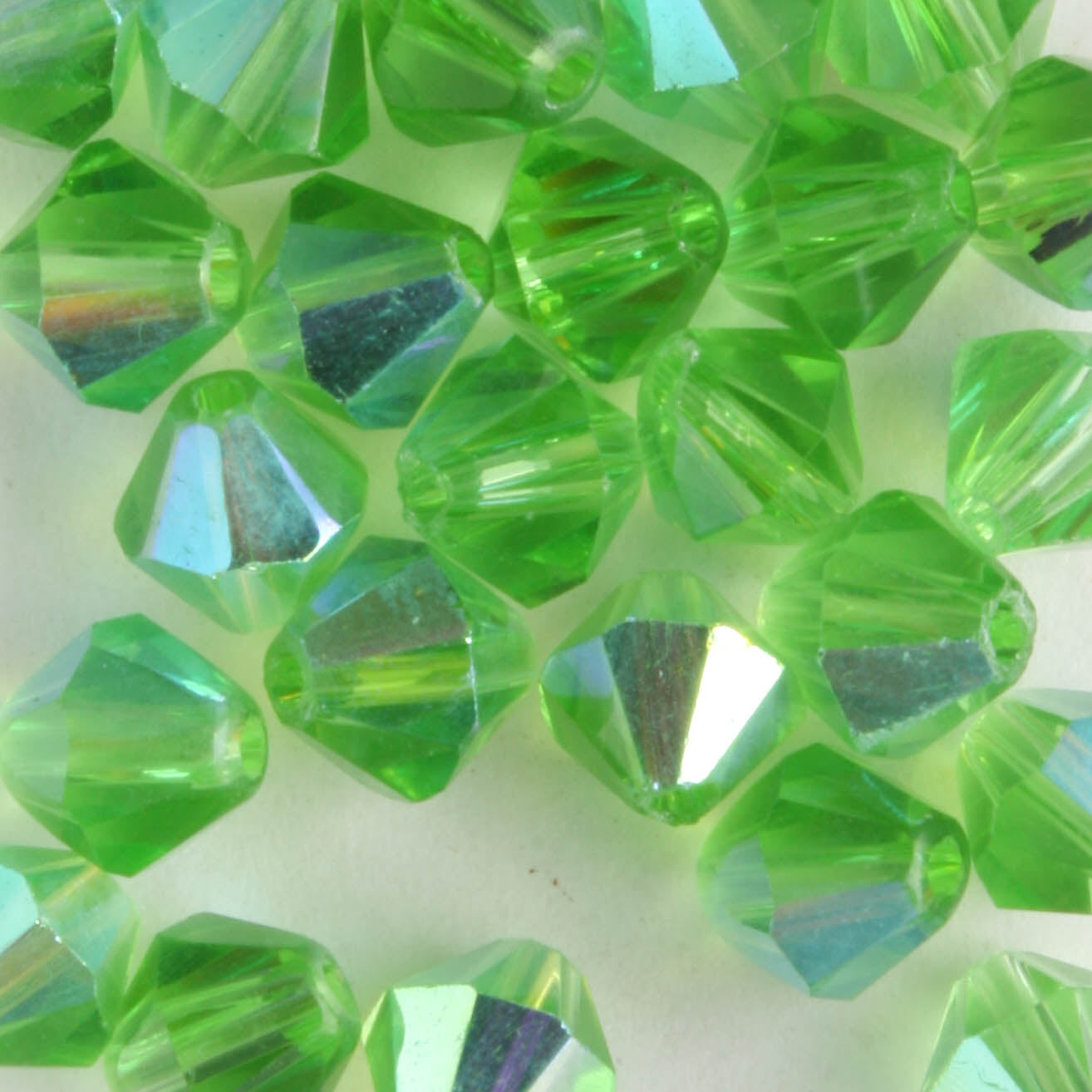 6mm Bicone Green AB - 24 beads