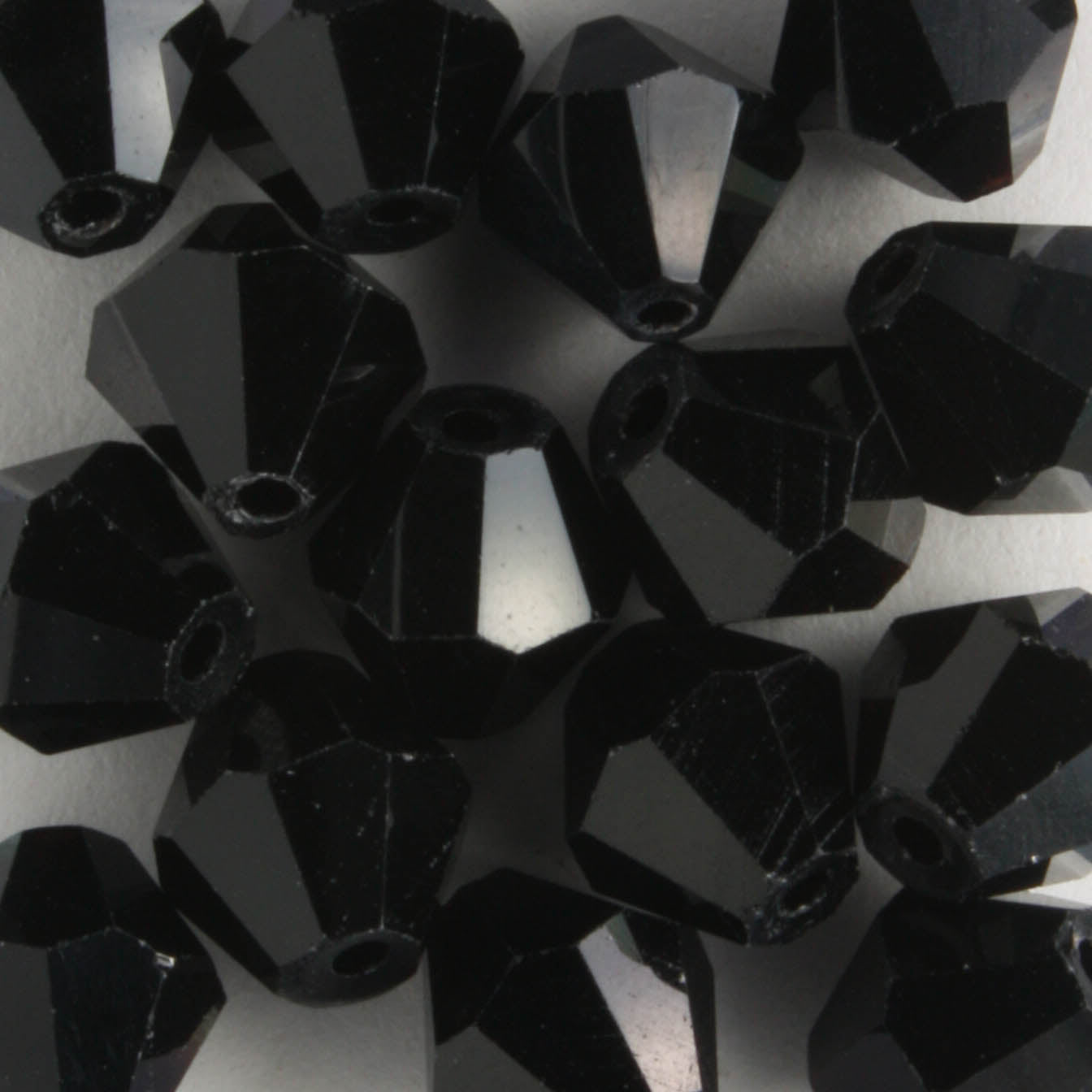 8mm Bicone Black - 15 beads