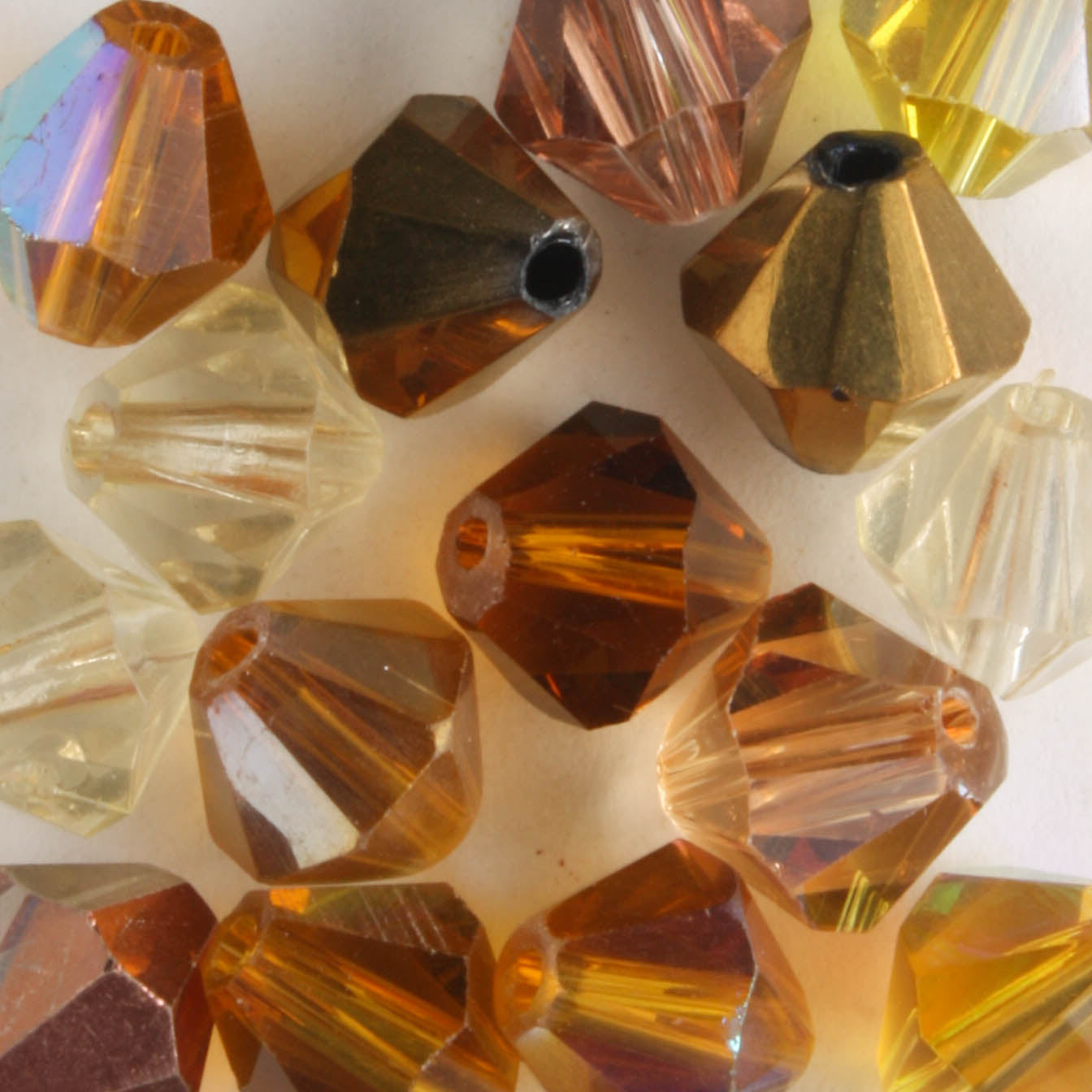 8mm Bicone Brown Mix - 15 beads