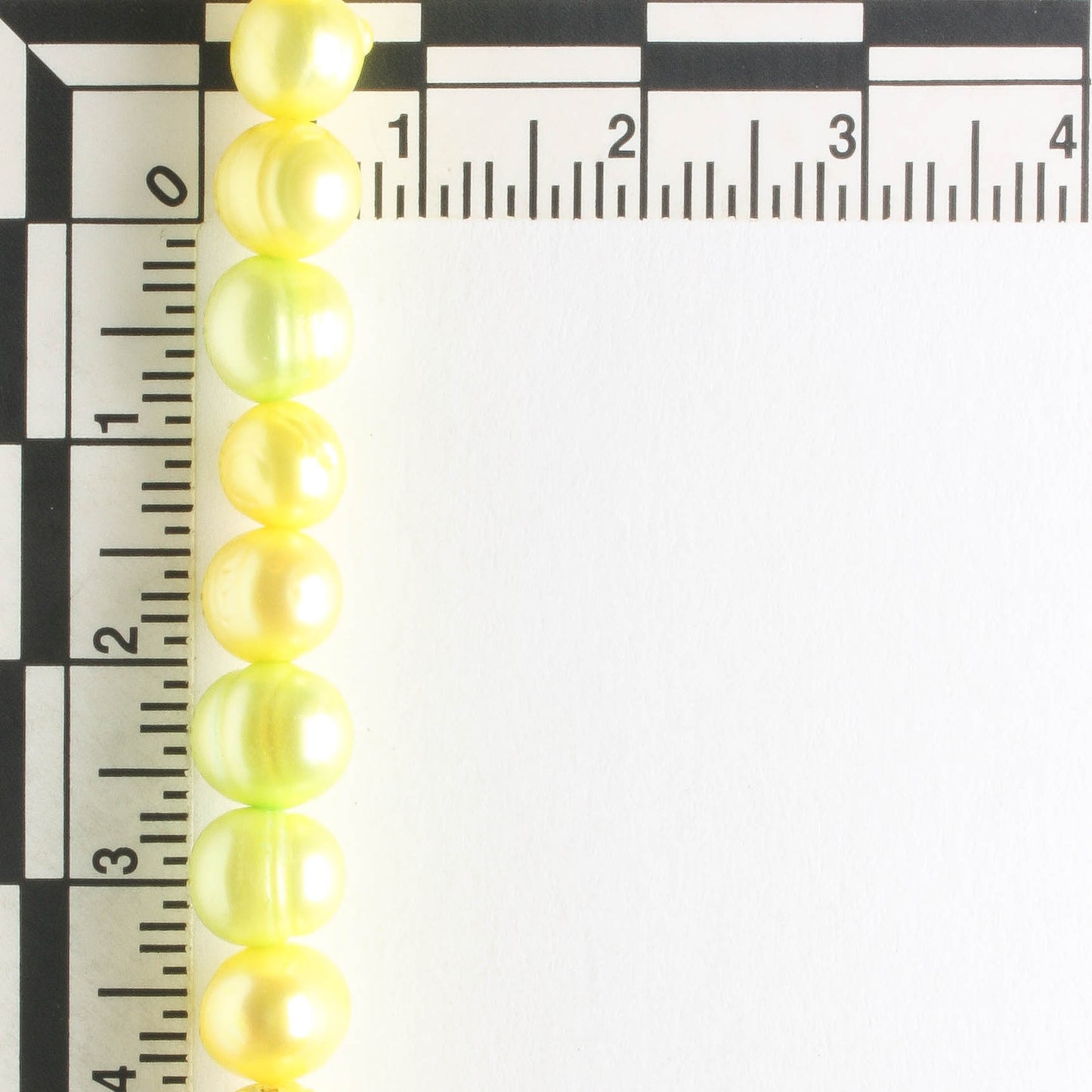 Freshwater Pearls - Dyed - 8" strand