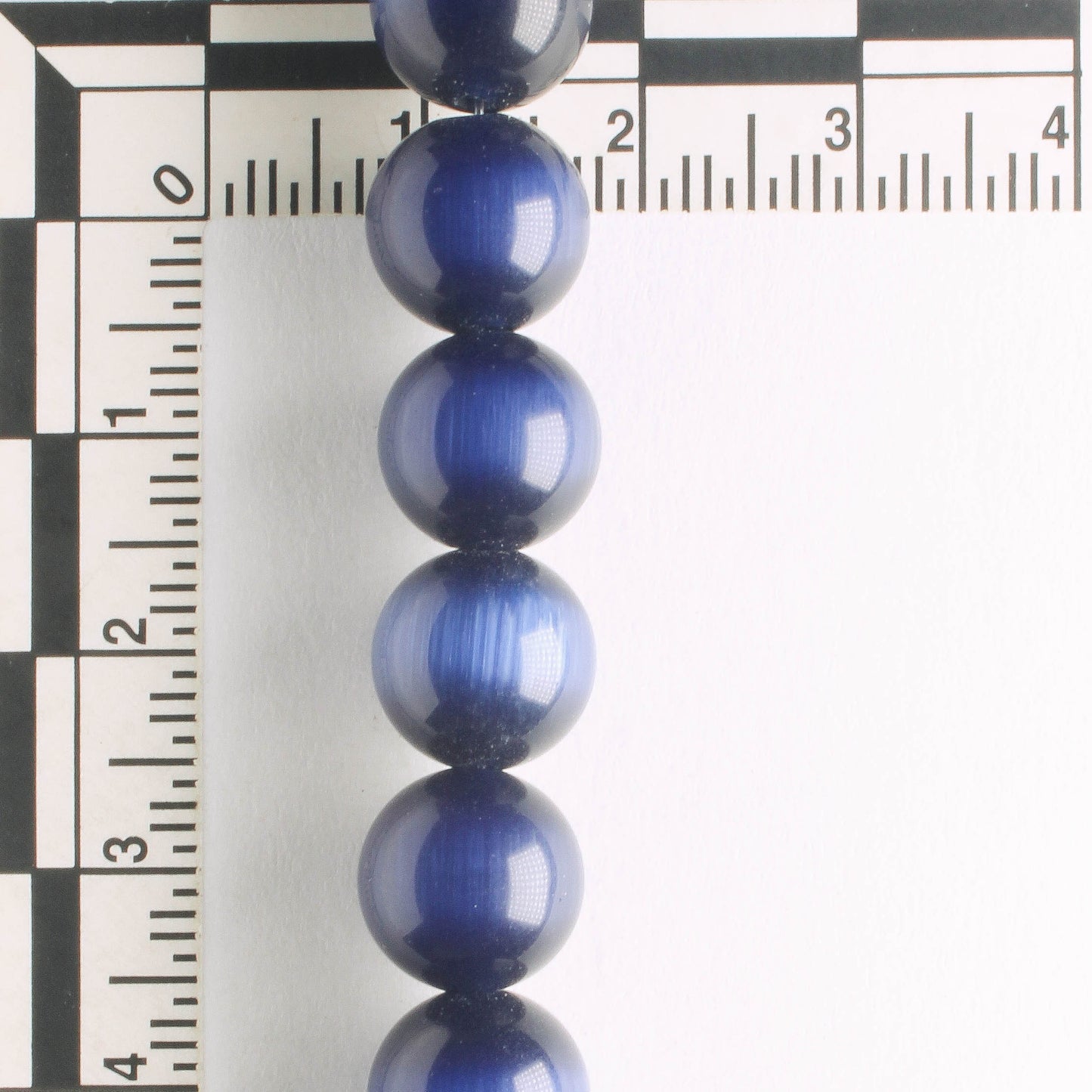 10mm Cat's Eye Glass - 8" strand