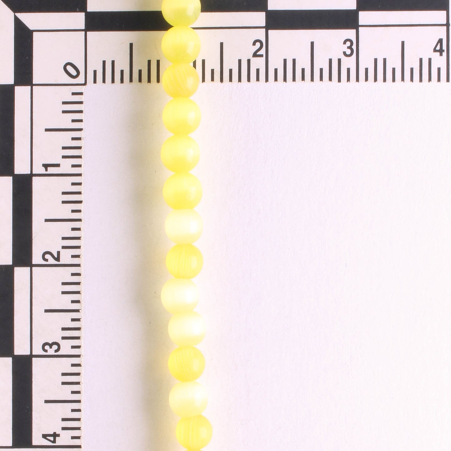 4mm Cat's Eye Glass - 8" strand