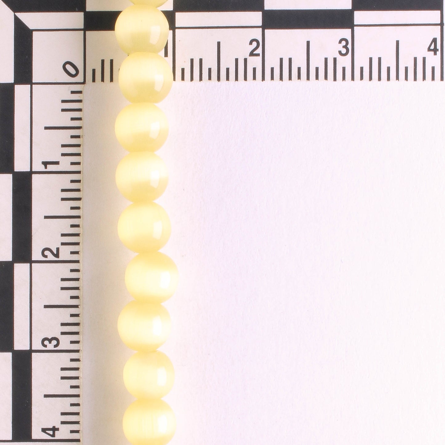 6mm Cat's Eye Glass - 8" strand