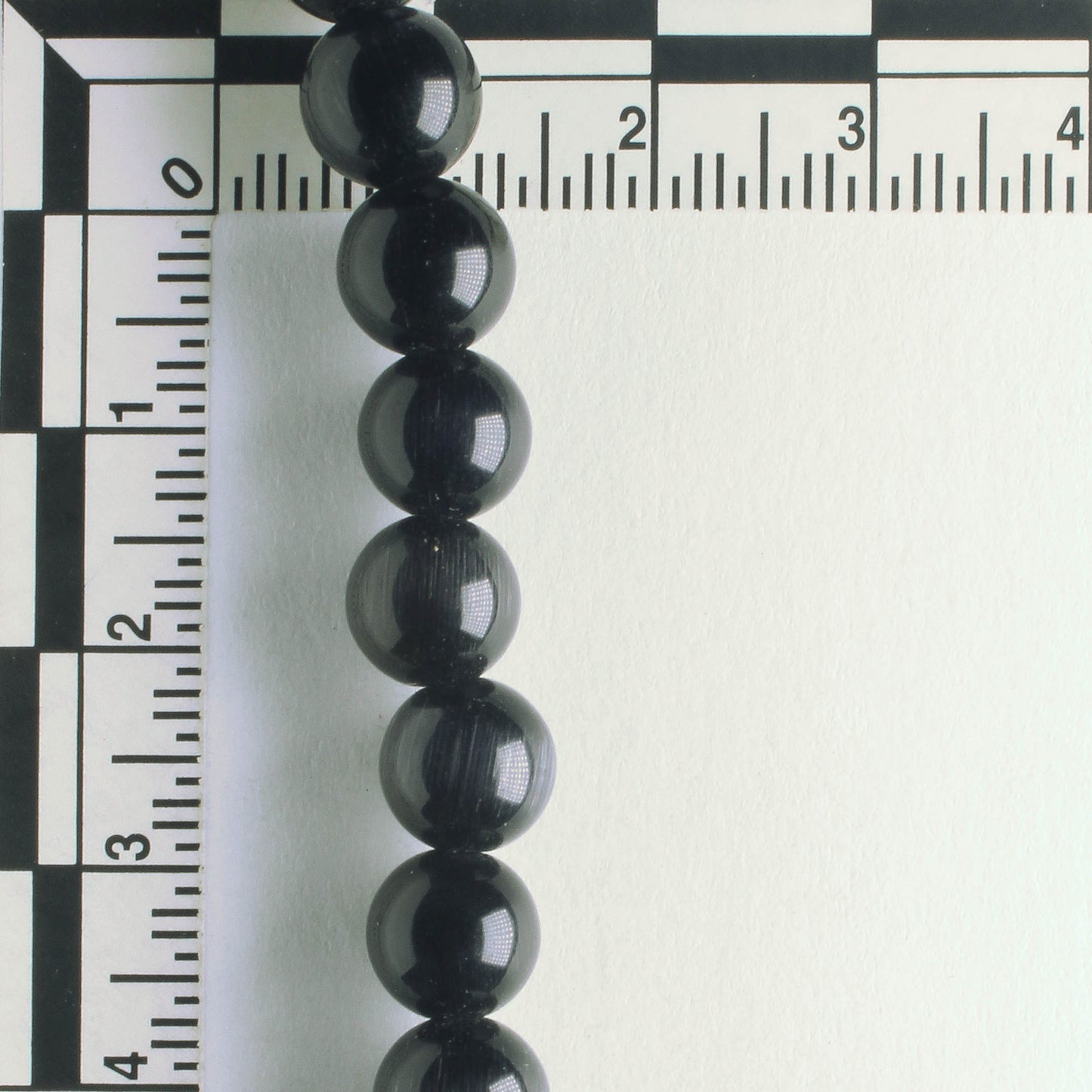 8mm Cat's Eye Glass - 8" strand