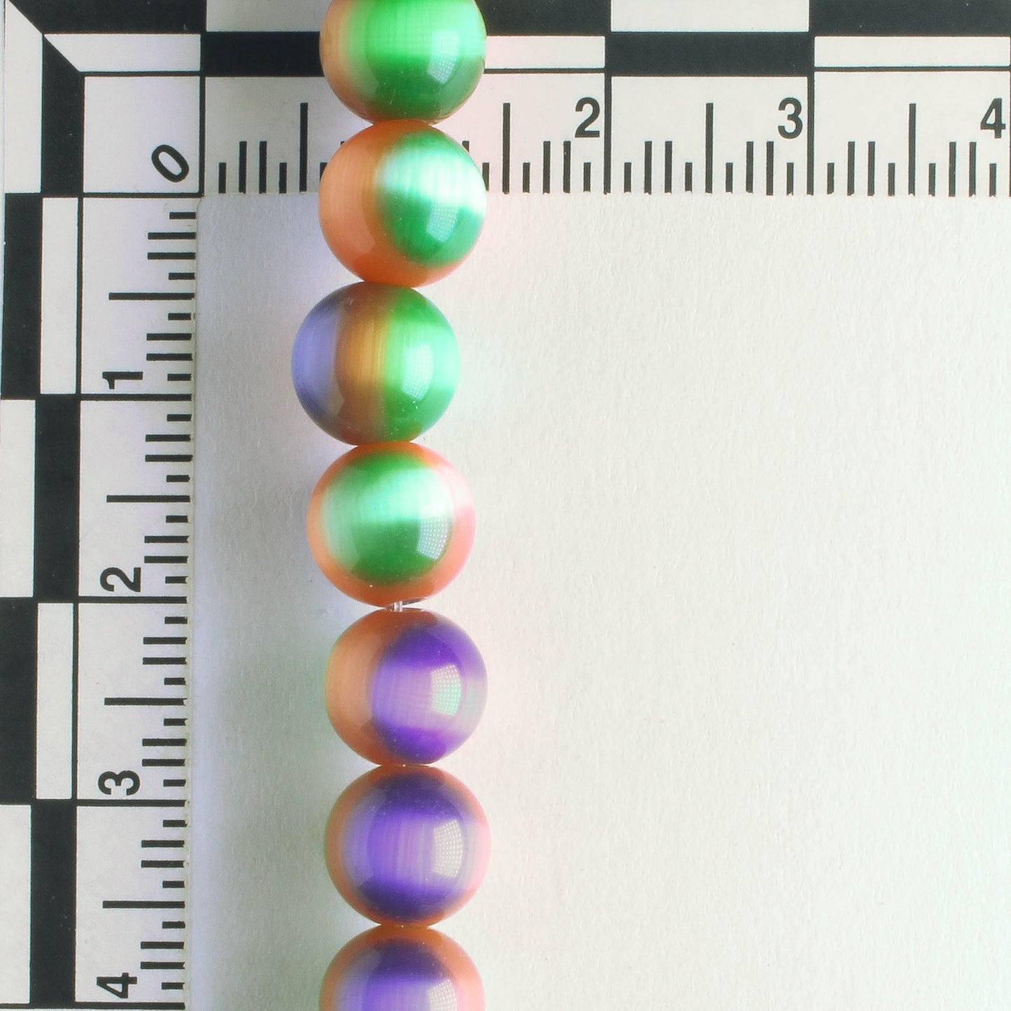 8mm Cat's Eye Glass - 8" strand