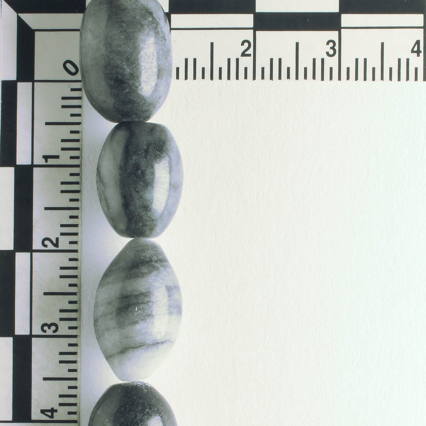 Black Marble - 8" strand