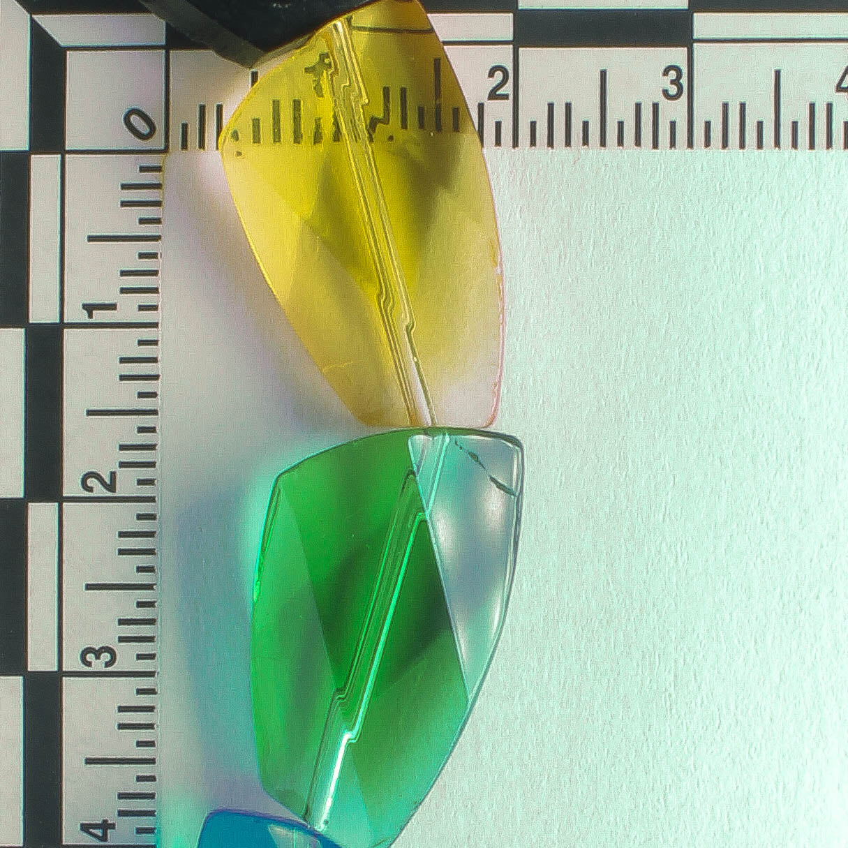 Glass Beads - 8" strand