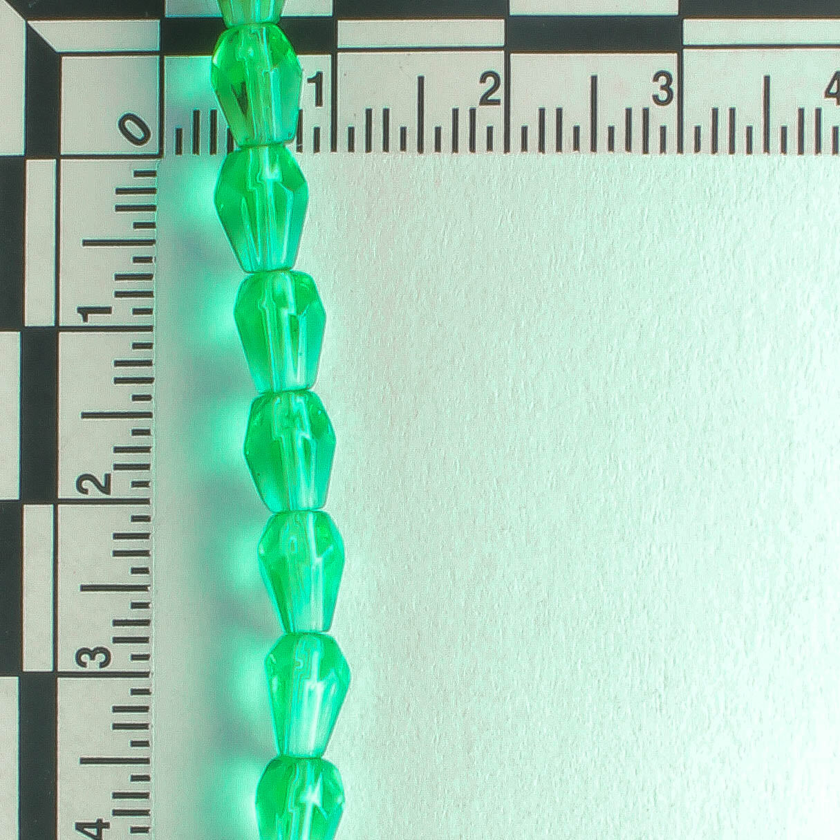 Glass Beads - 8" strand