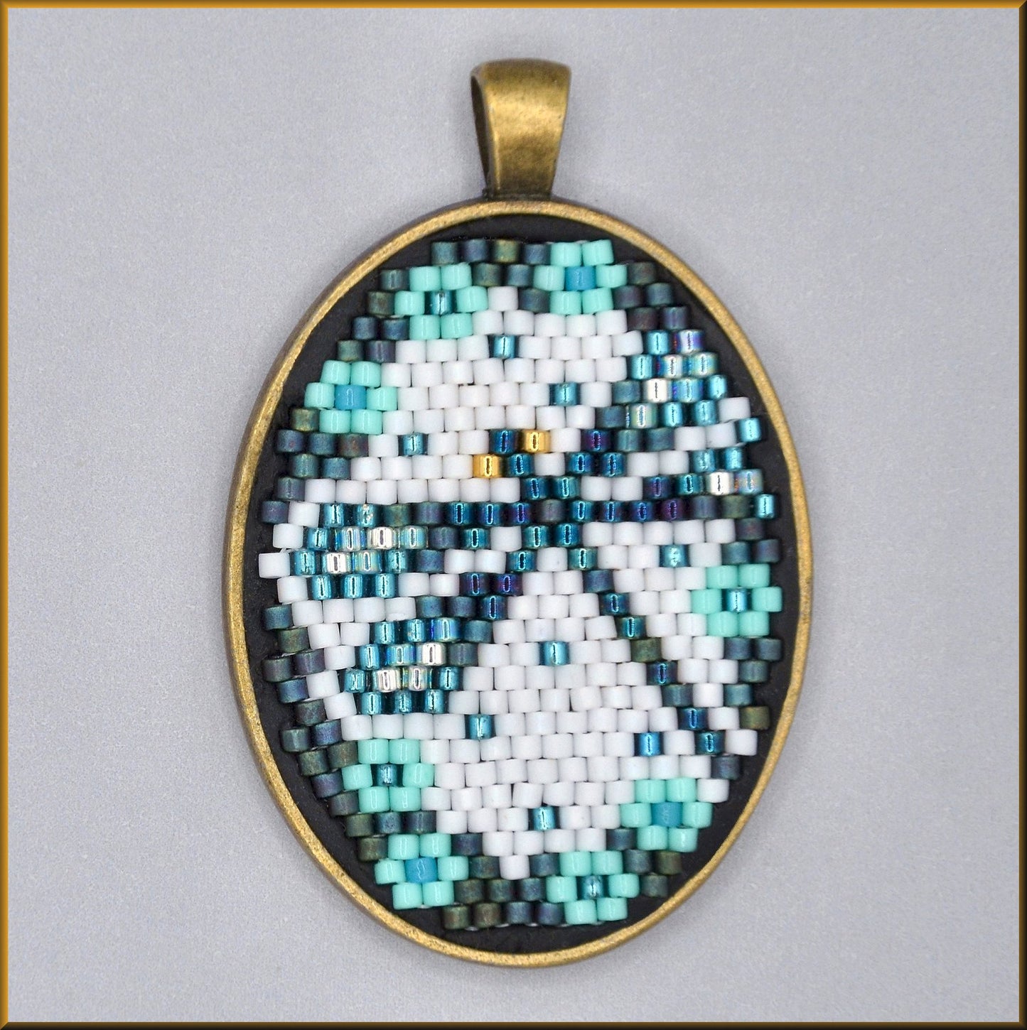 Dragonfly Blueberry Patch Oval Pattern - PDF