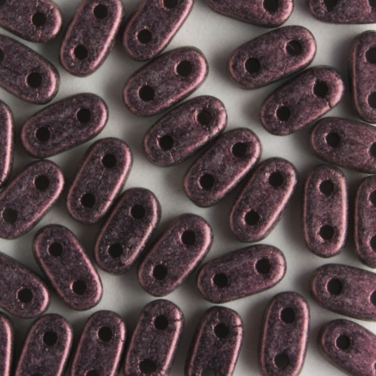 2 Hole Bar Metallic Suede Pink - 10 grams