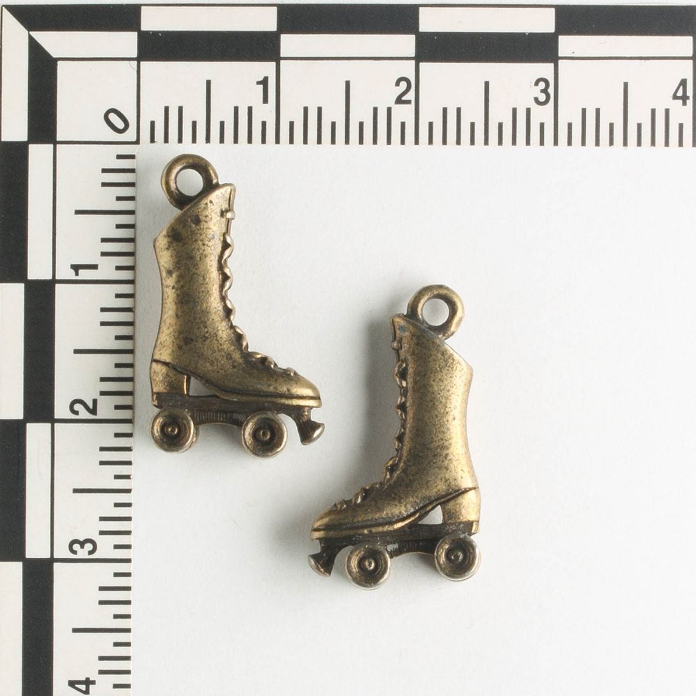 Charm - Roller Skate