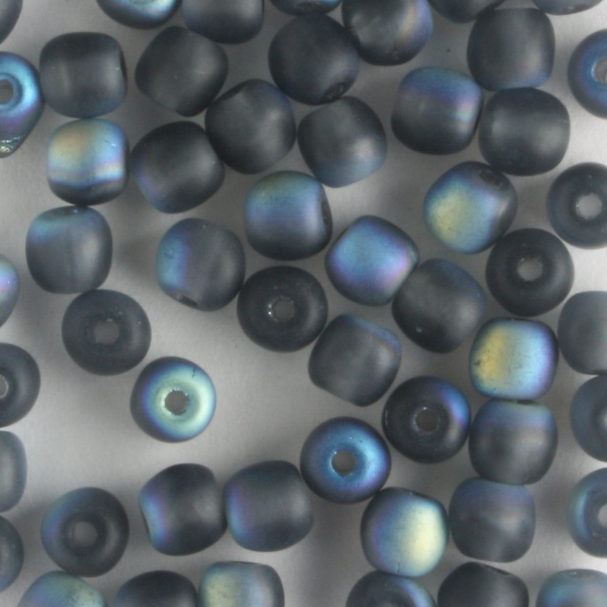 4mm Druk Montana Matte AB - 100 beads