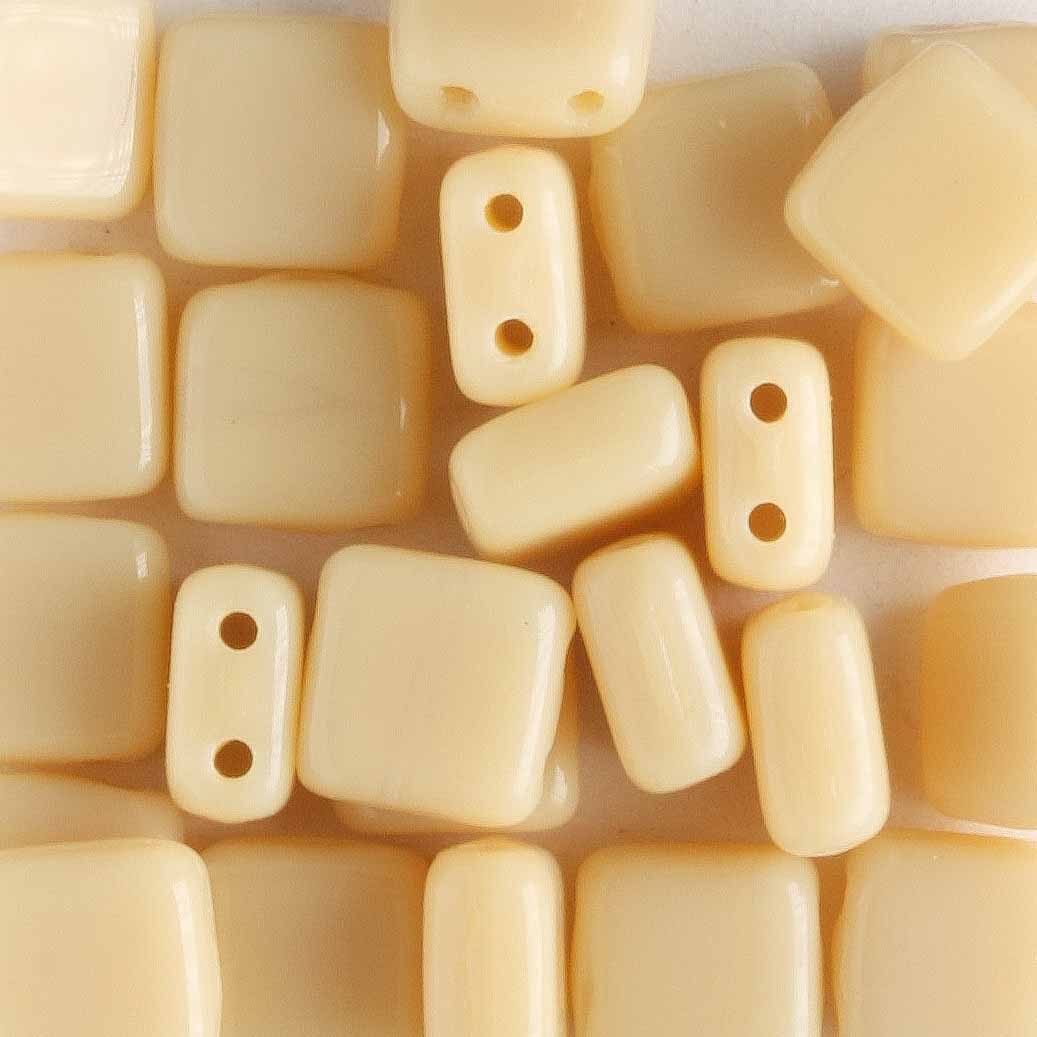 2 Hole Tile Light Beige - 25 beads