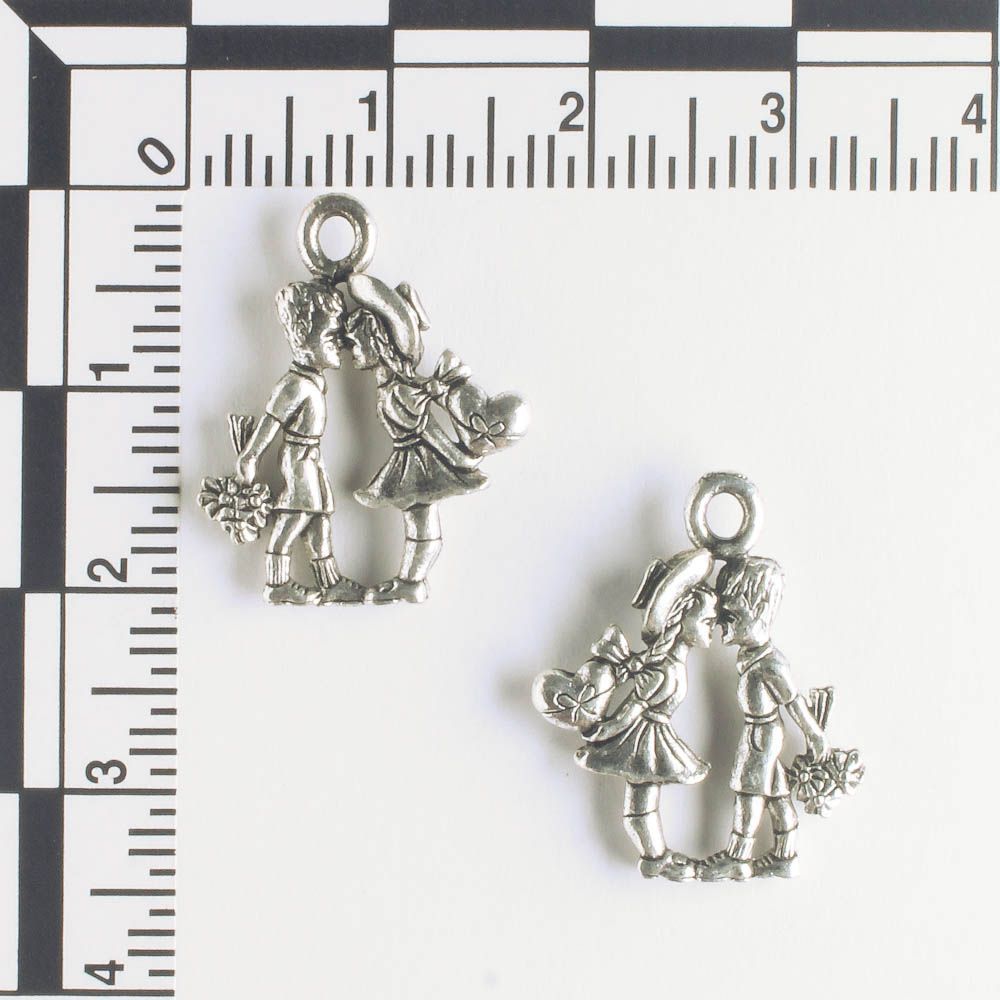 Charm - Boy & Girl Kissing