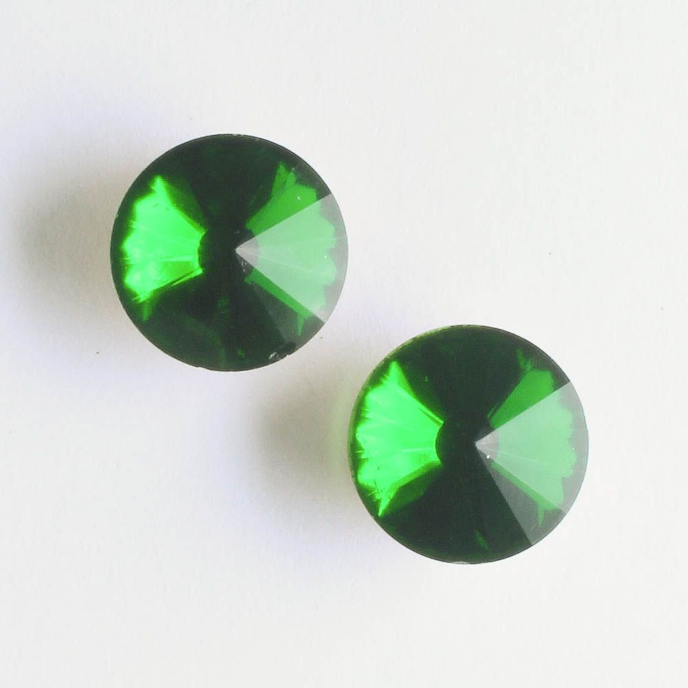 12mm Rivoli Chrysolite - pair