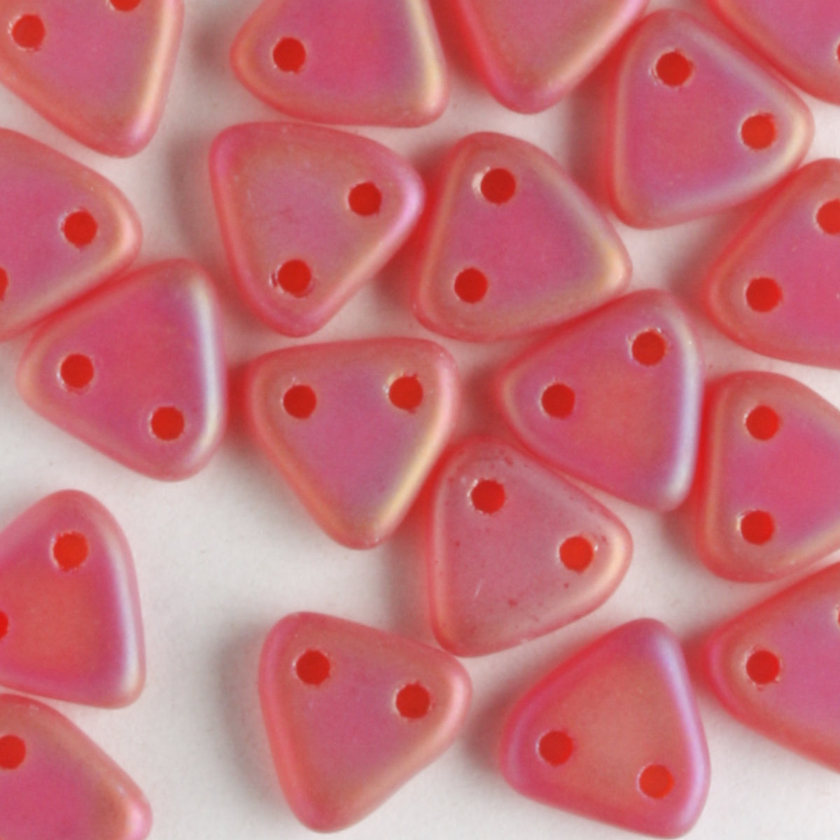 2 Hole Triangle Siam Ruby Matte - 10 grams