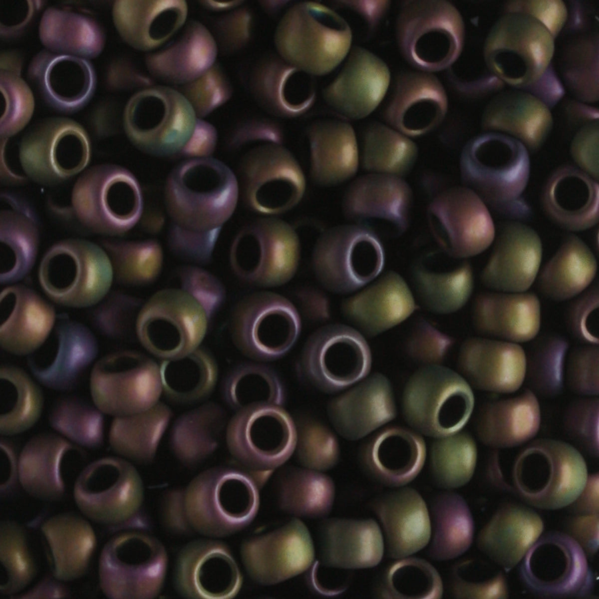 8/0 Frosted Metallic Iris Purple - 10 grams