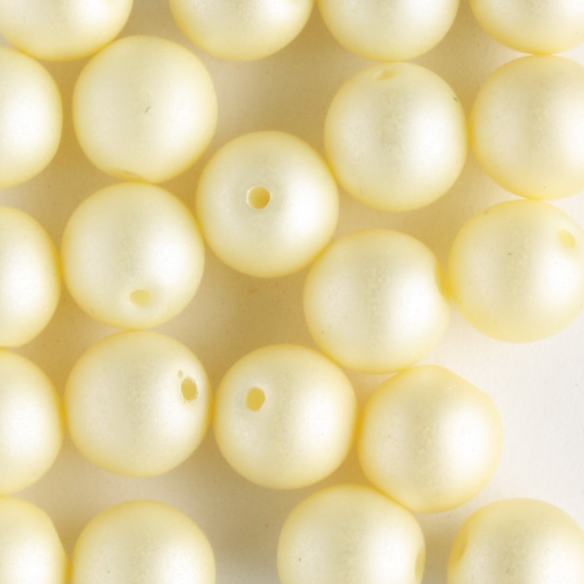 6mm Round Glass Pearls Matte Cream - 25 beads