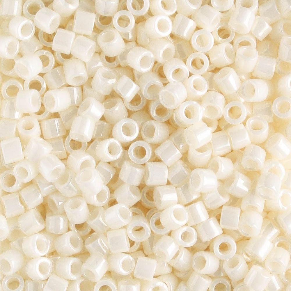 DBM0203 Opaque Eggshell