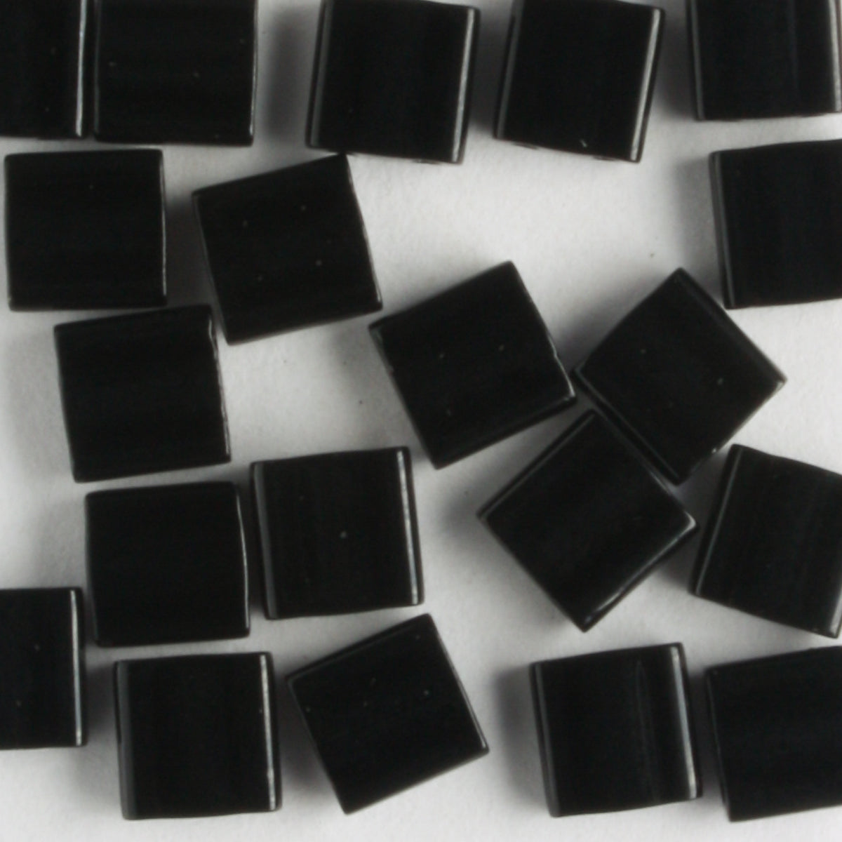 Tila, Black