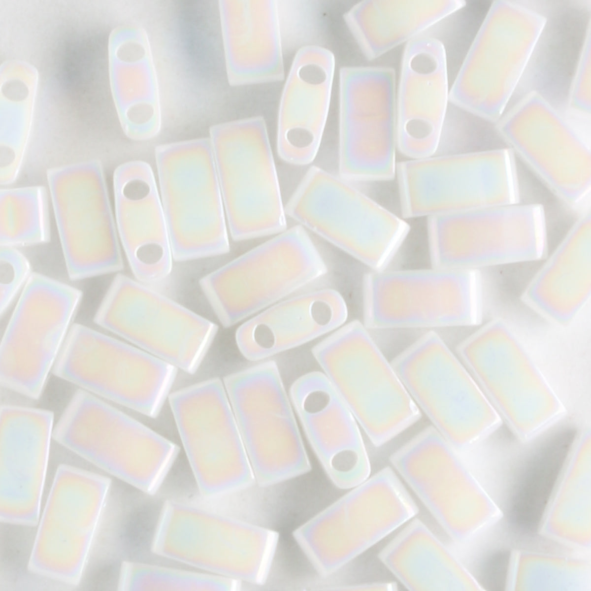 Half Tila Opaque Rainbow White - 5 grams