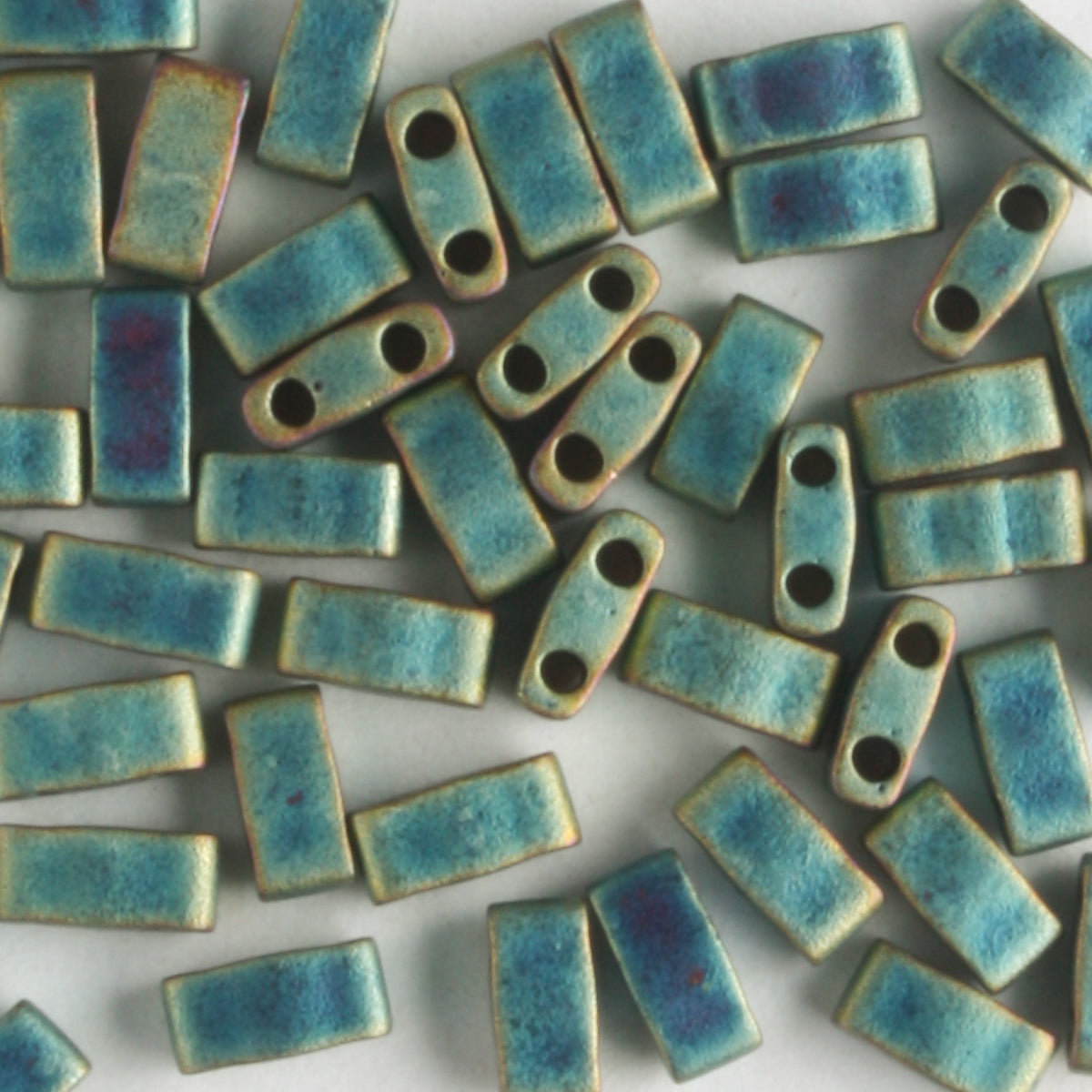 Half Tila Metallic Matte Rainbow Sage - 5 grams