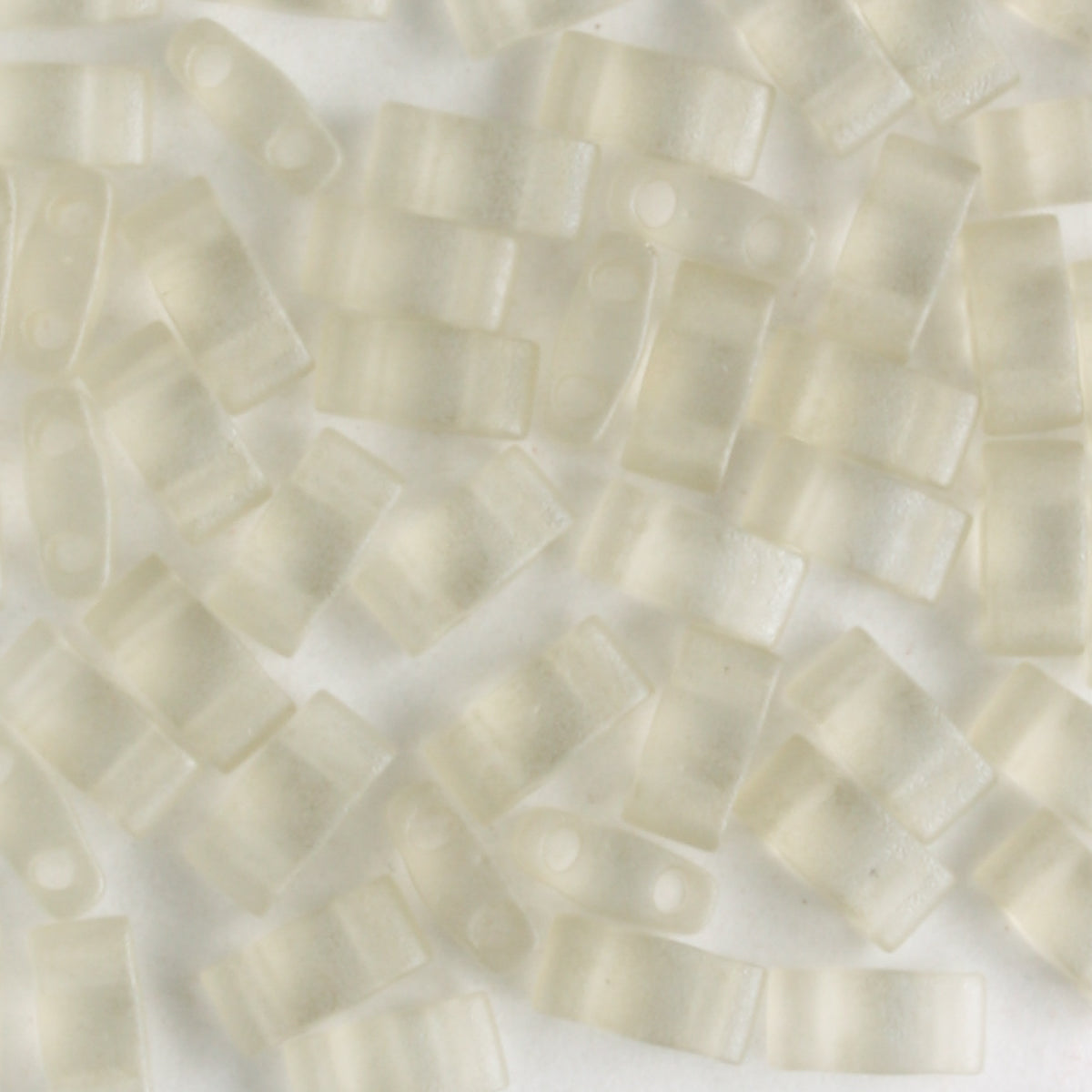 Half Tila Transparent Matte Luster Oyster - 5 grams