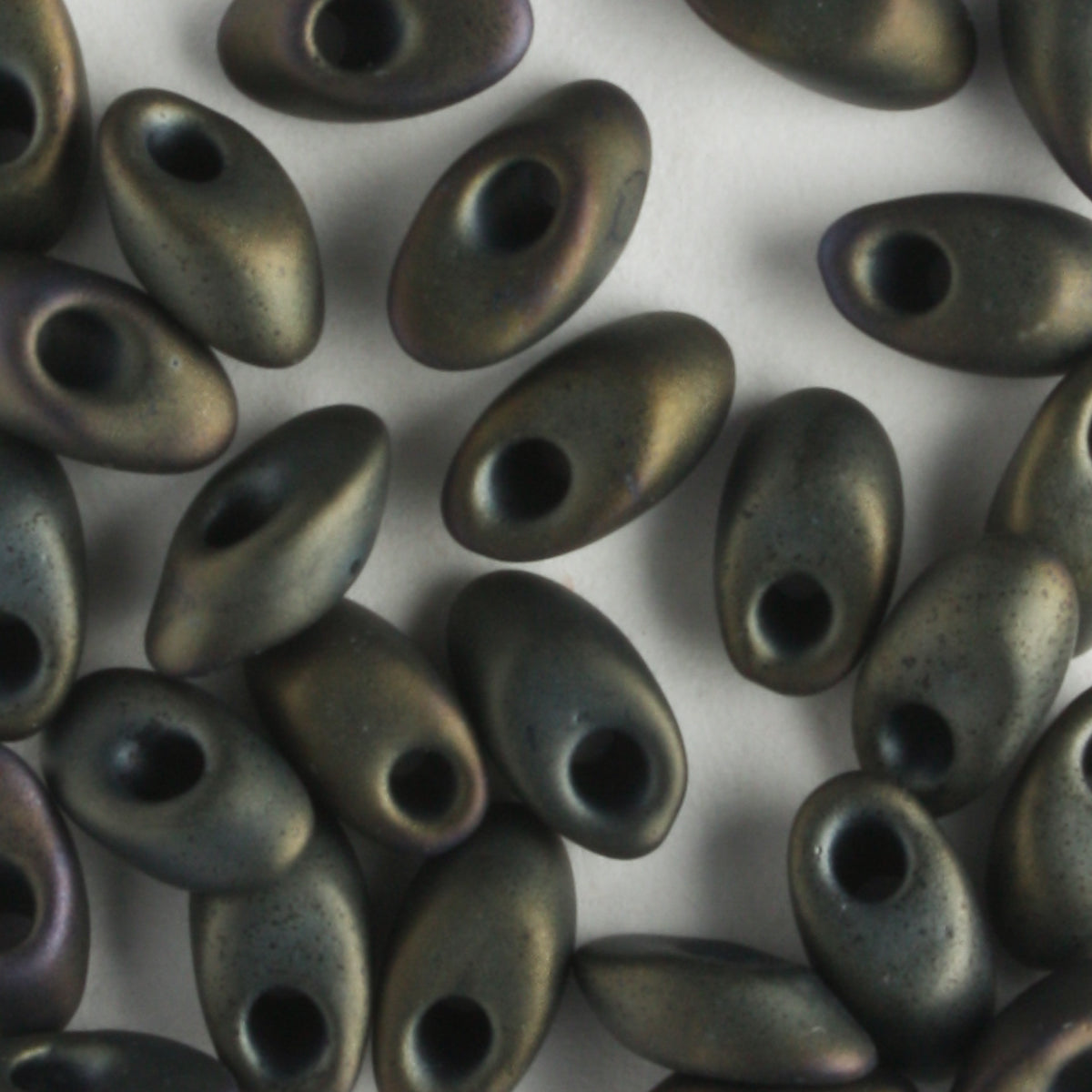 Magatama Metallic Matte Dark Olive - 10 grams