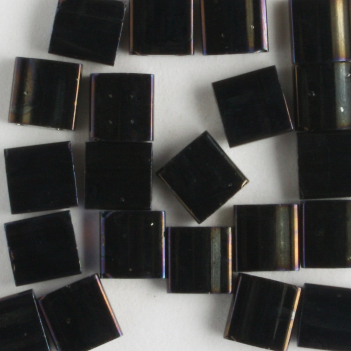 Tila Metallic Rainbow Dark Olive - 5 grams