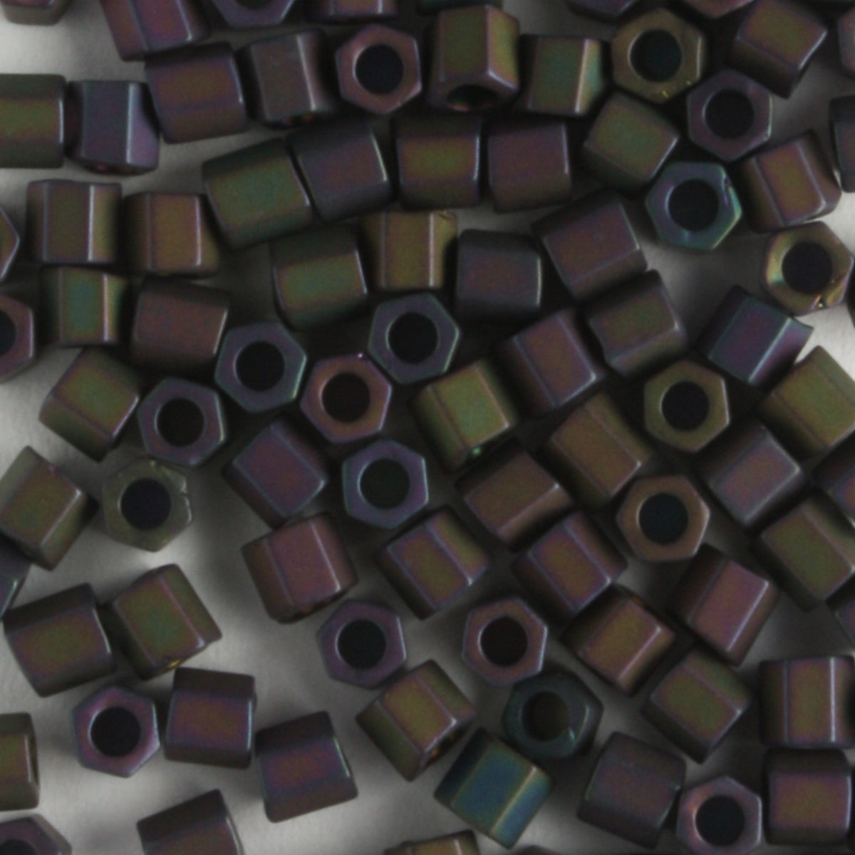 8/0 Hex Frosted Metallic Iris Purple - 10 grams