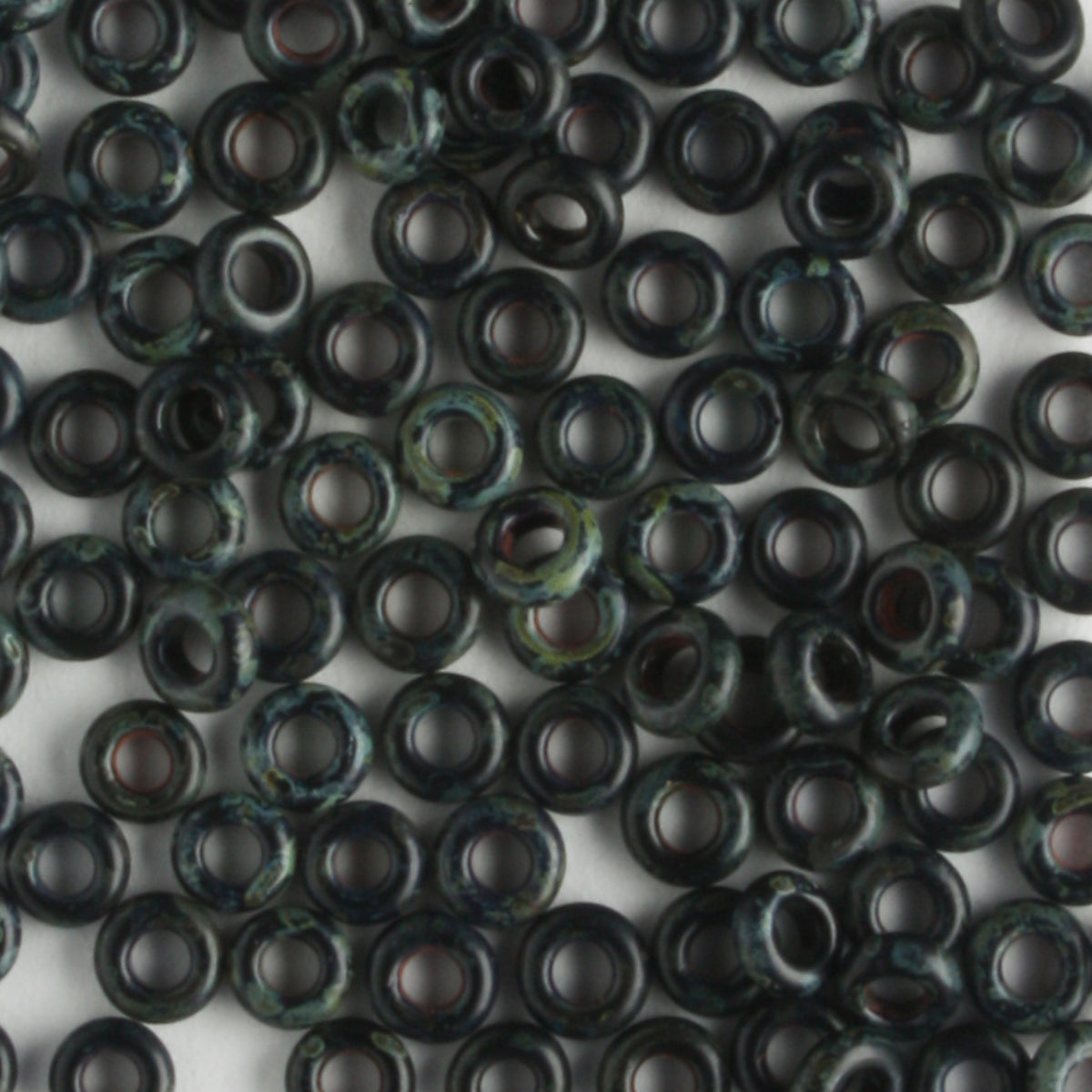 8/0 Demi Round Hybrid Frosted Jet Picasso - 10 grams