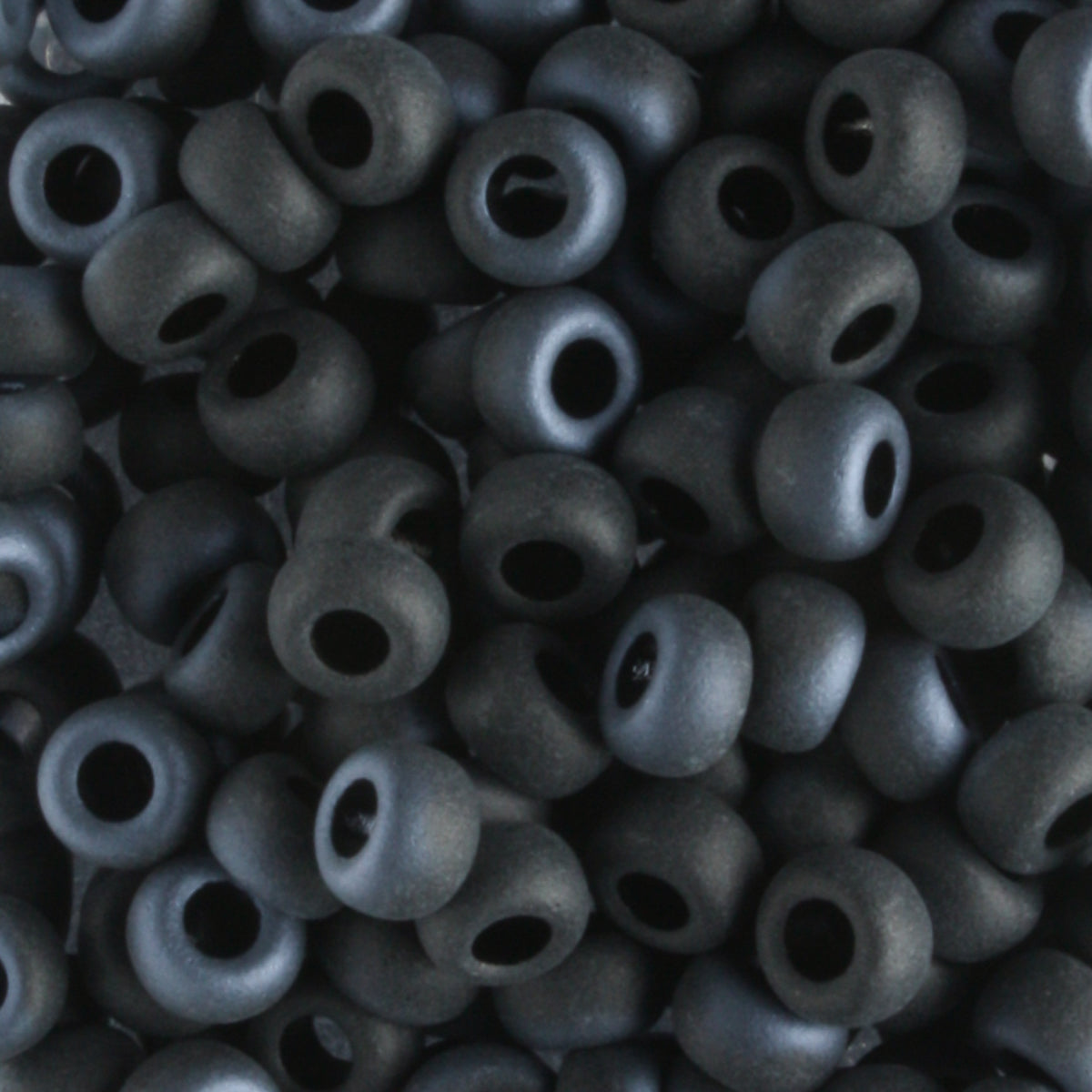 6/0 Unions Black Lagoon Matte - 10 grams