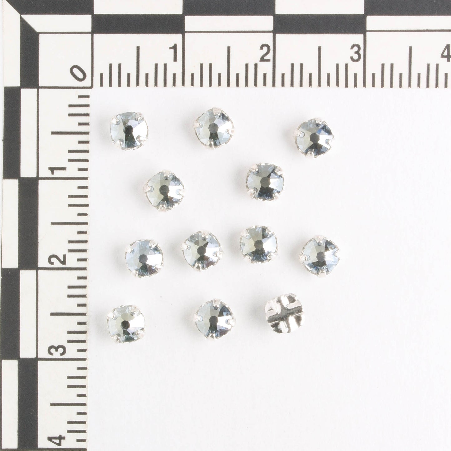 4mm Rose Montee Cry Blue Shade - qty 12