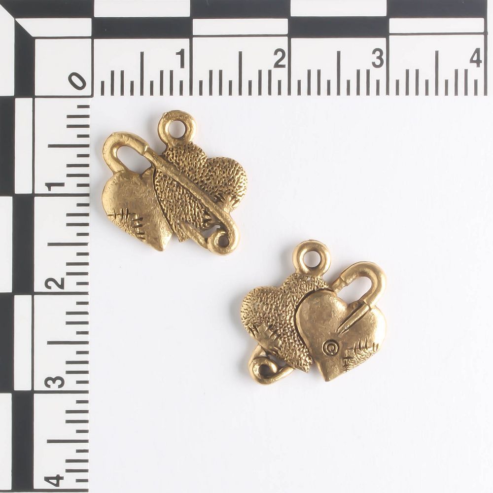 Charm - Hearts Pin