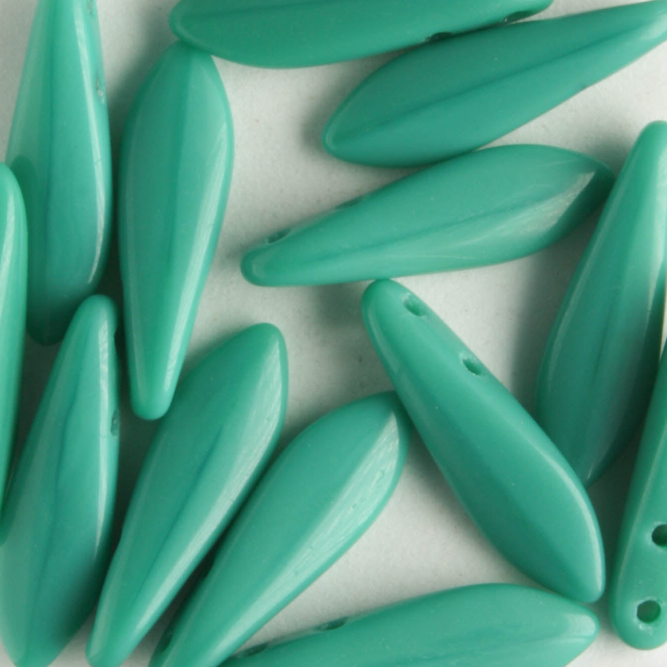 2 Hole Dagger Persian Turquoise - 25 beads