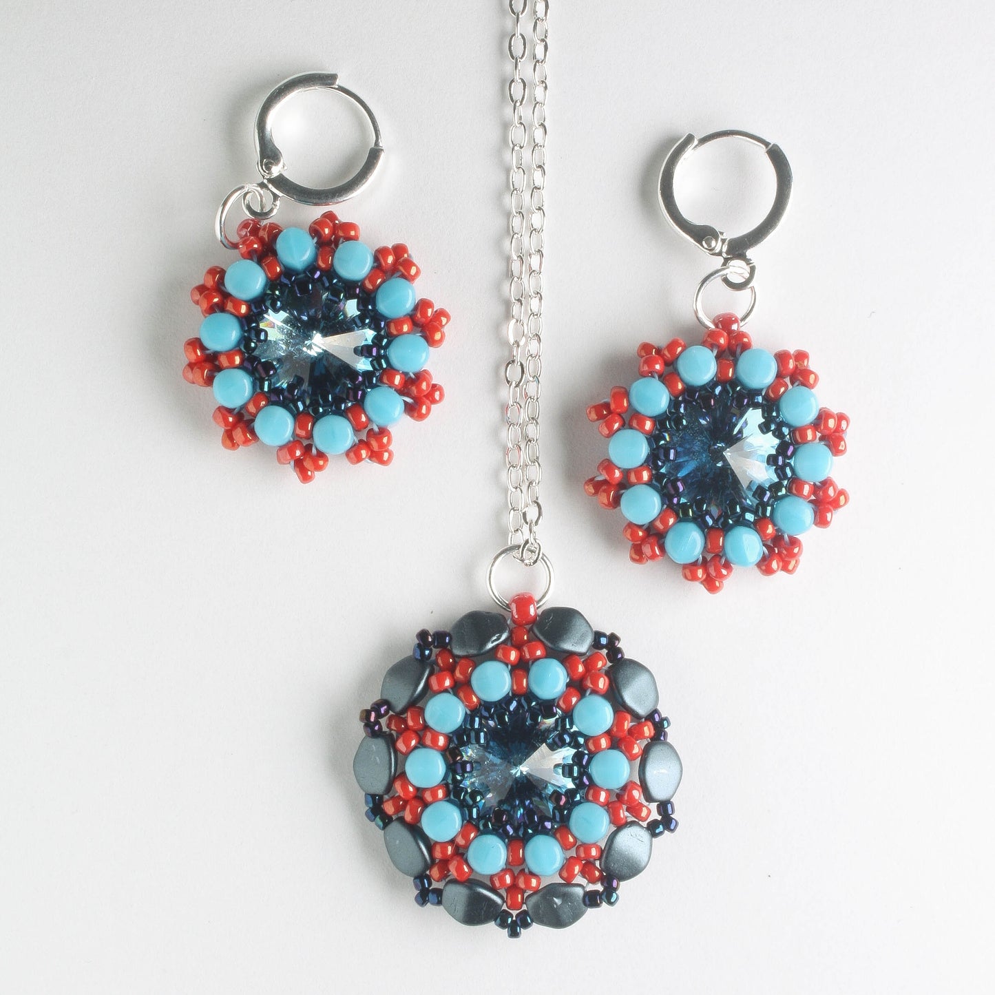 Rolling Rivoli Pendant and Earring Kit - Poppy Sky