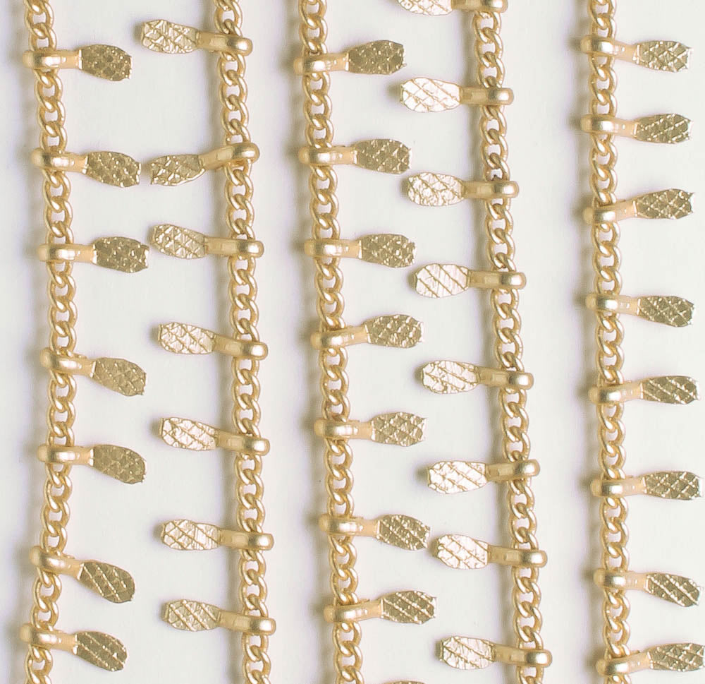 Matte Gold Chain - foot