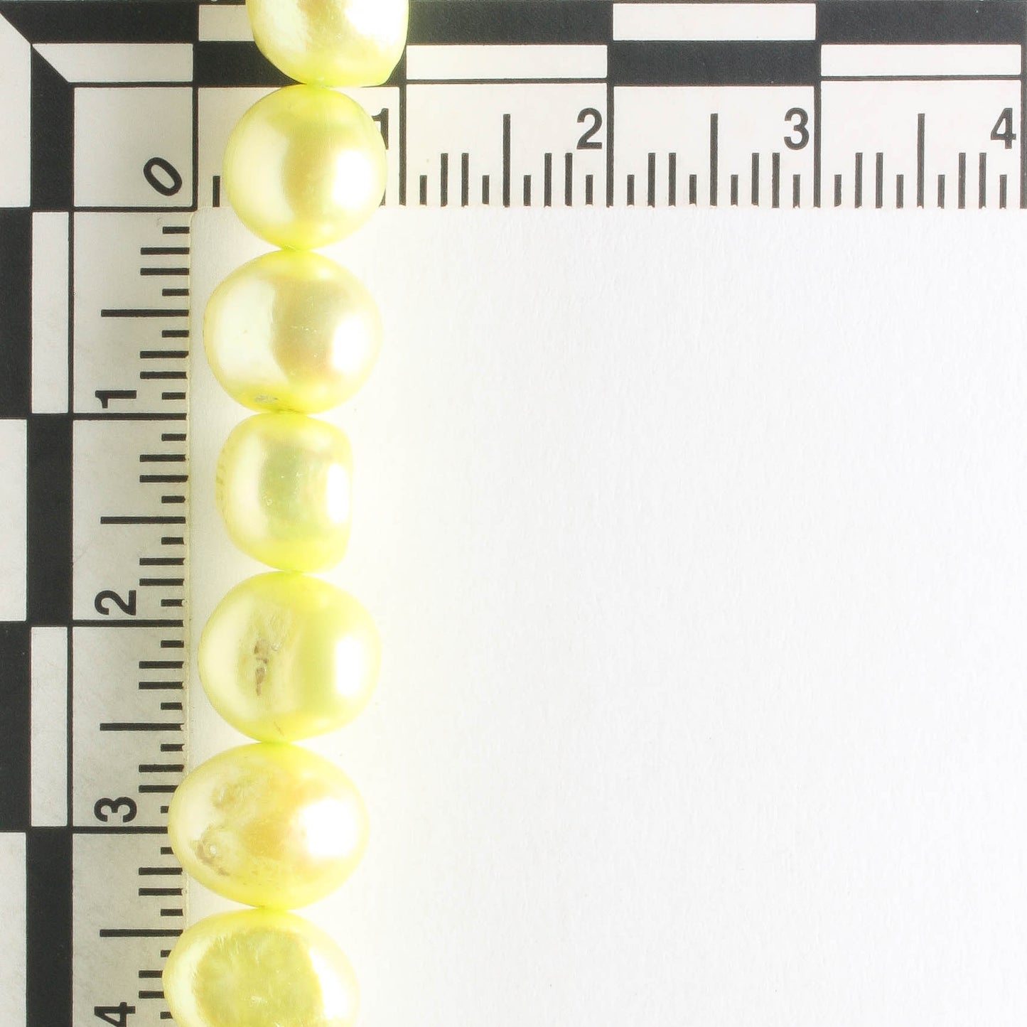 Freshwater Pearls - Dyed - 8" strand