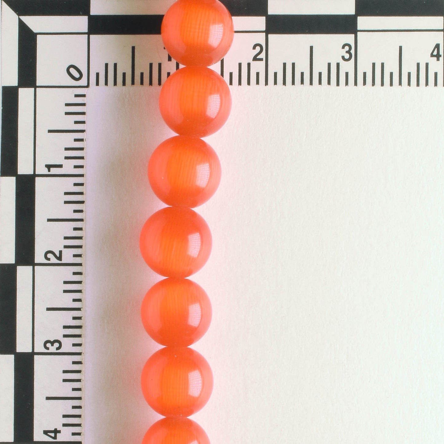 8mm Cat's Eye Glass - 8" strand