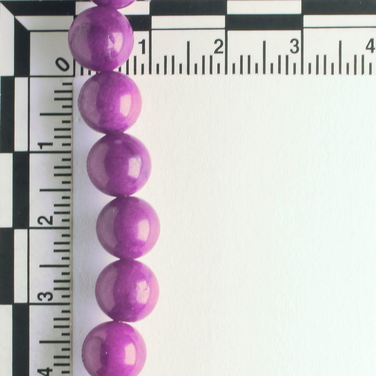 Glass Beads - 8" strand