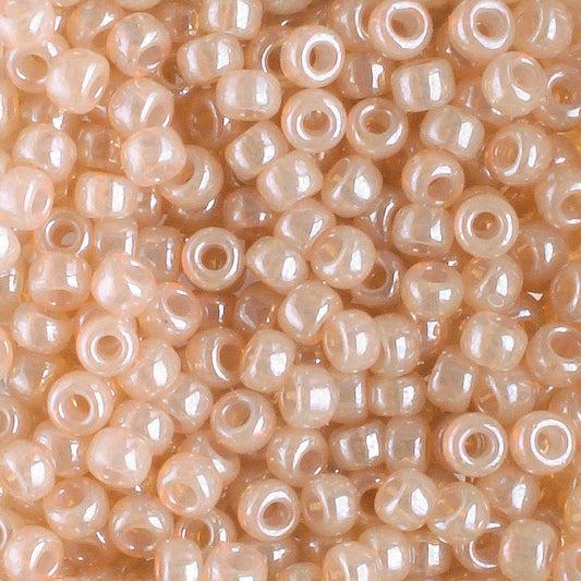 8-2370 Milky Jasmine