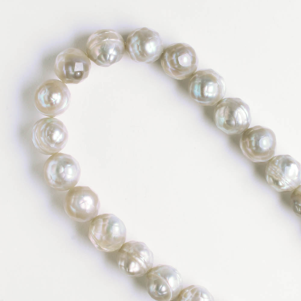 Freshwater Pearls - 8" strand