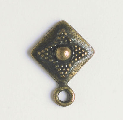 Earring - Brass - Pair