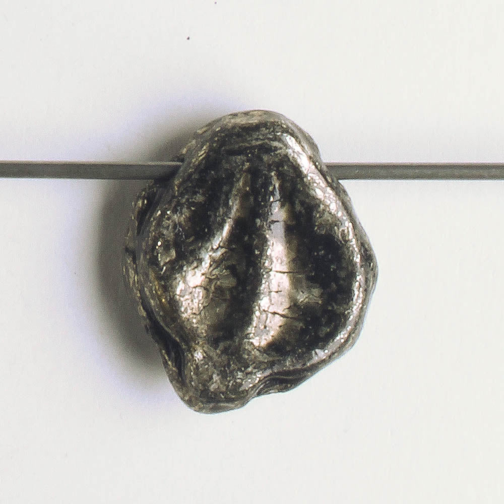 Leaf Bead - Black/Gold