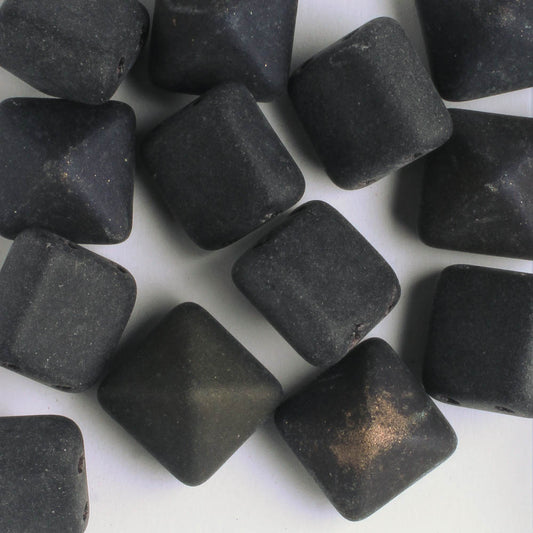 12mm Pyramid Stud - Matte Black
