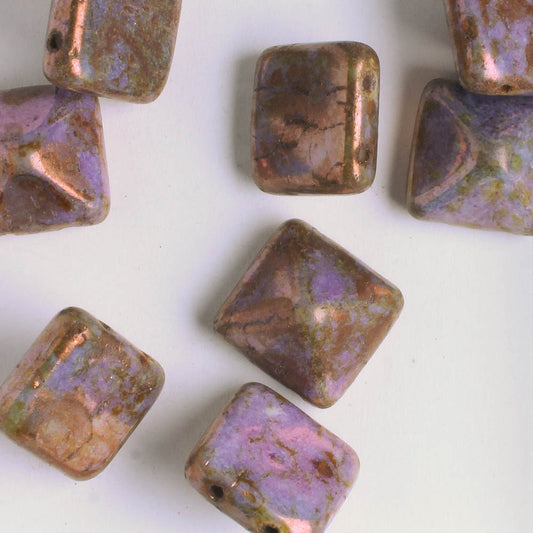 12mm Pyramid Stud - Purple Iris