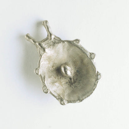 Ladybug button - Silver tone metal