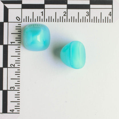 Cabochon Aqua Pyramid