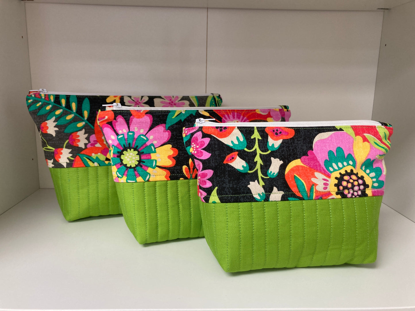 Set of 3 Nesting Zippered Pouches