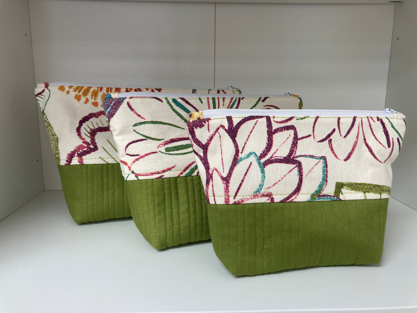 Set of 3 Nesting Zippered Pouches